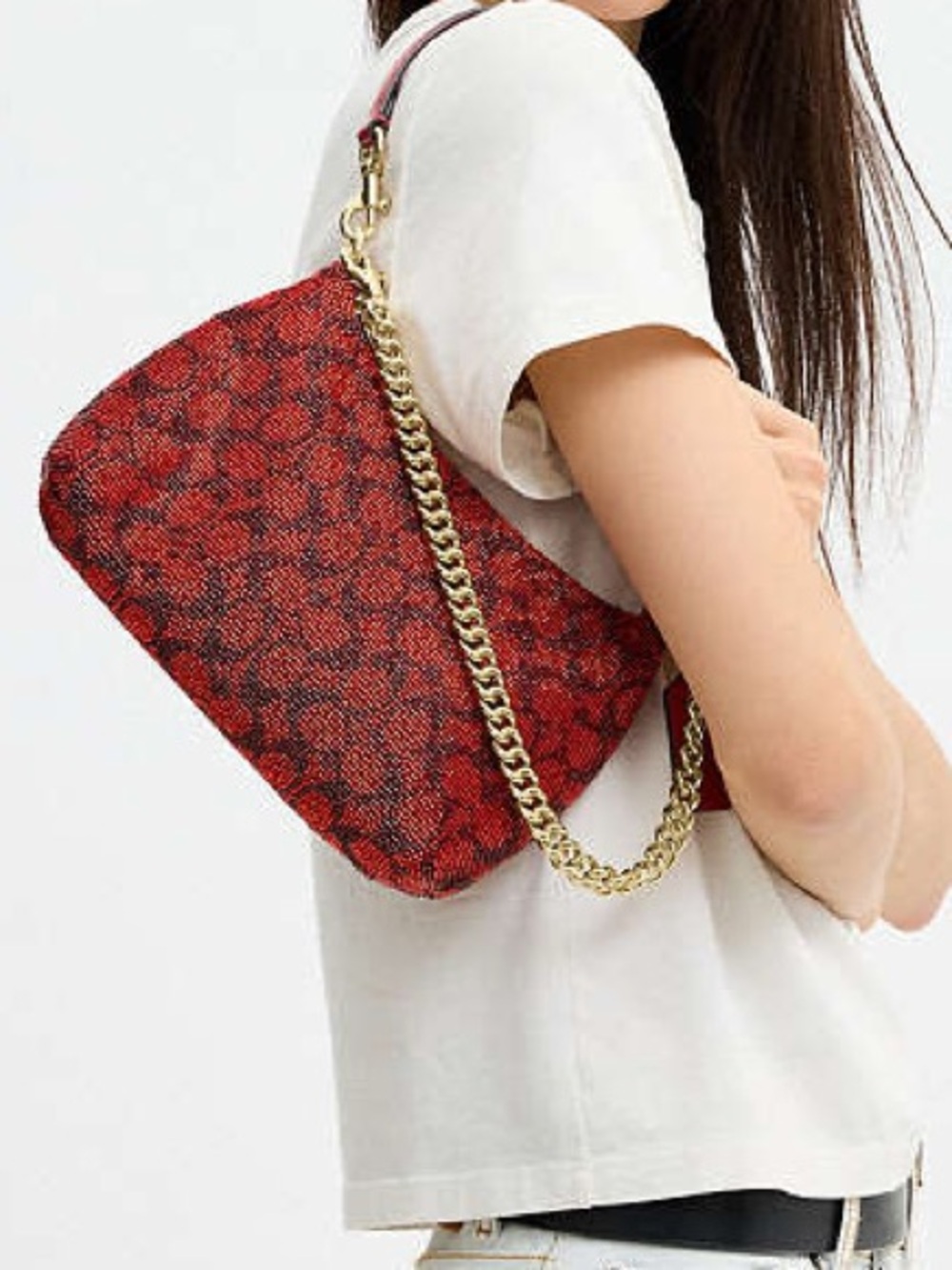 NWT Coach Teri Shoulder Bag With Chain
Signature Beaded Satin Crimson Red CET14 - Picture 13 of 15